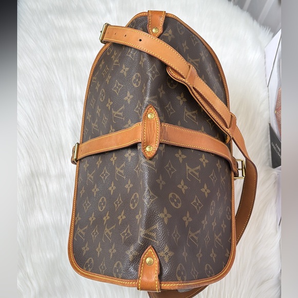 💃LOUIS VUITTON Saumur 35 Monogram Messenger Crossbody Saddle Bag - Picture 6 of 16